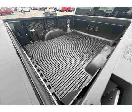 2022 Chevrolet Silverado 1500 4WD Double Cab Standard Bed LT is a Silver 2022 Chevrolet Silverado 1500 Truck in Milford MA