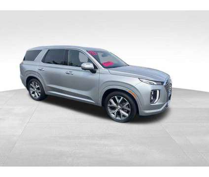 2021 Hyundai Palisade Limited is a Silver 2021 SUV in Milwaukee WI