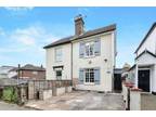 2 bed house for sale in Walpole Road, BR2, Bromley