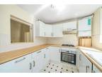 2 bed flat to rent in Weston Road, BR1, Bromley