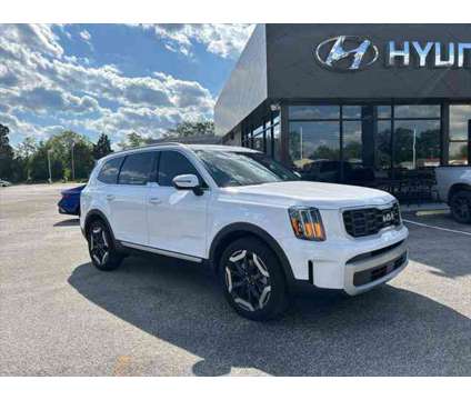 2024 Kia Telluride S is a White 2024 SUV in Tuscumbia AL