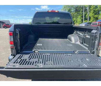 2023 Nissan Frontier Crew Cab SV 4x4 is a 2023 Nissan frontier Truck in Tuscumbia AL
