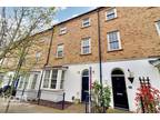 4 bedroom town house for sale in Clickers Place, Northampton, NN5