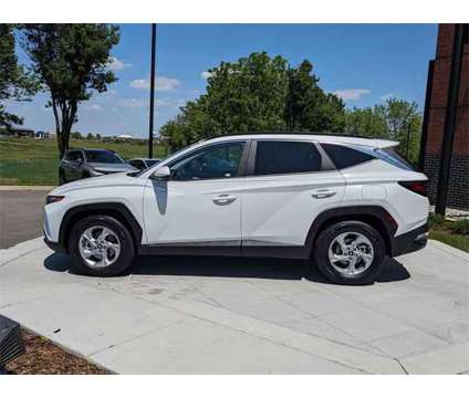 2024 Hyundai Tucson SEL is a White 2024 Hyundai Tucson SUV in Algonquin IL