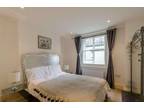 2 bed flat for sale in Grosvenor Road, SW1V, London