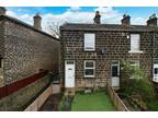 2 bedroom end of terrace house for sale in New Road Side, Horsforth, Leeds