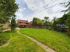 5 bedroom detached house for sale in High Green, Great Moulton, Norwich