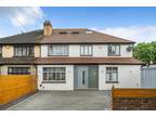 5 Bedroom House for Sale in Mitcham Park