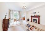 1 bed flat for sale in Grove Court, NW8, London
