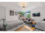 27 bed house for sale in Evering Road, N16, London