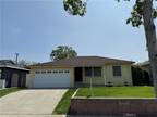 Home For Sale In Lakewood, California