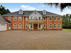 7 bedroom detached house for sale in Stoke Court Drive, Stoke Poges