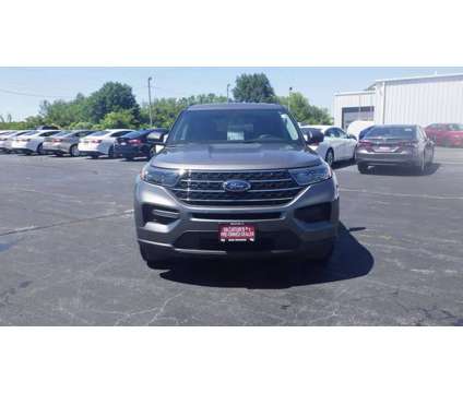 2022 Ford Explorer XLT is a Grey 2022 Ford Explorer XLT Car for Sale in Taylorville IL