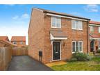 4 bedroom detached house for sale in Frank Ford Close, Saxilby, Lincoln