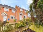 3 bedroom end of terrace house for sale in Tungate Way, Horstead, Norwich, NR12