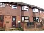 Island Road, Upstreet, Canterbury, CT3 3 bed terraced house to rent -