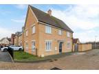 4 bedroom detached house for sale in Smyth View, Biggleswade, SG18