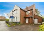 5 bedroom detached house for sale in Monsall Drive, Macclesfield, Cheshire, SK11