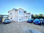 1 bedroom apartment for sale in Alumhurst Road, Bournemouth, Dorset, BH4