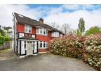 4 Bedroom House for Sale in Latchmere Lane
