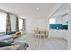 2 Bedroom Flat to Rent in Garratt Lane