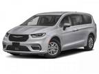 2024 Chrysler Pacifica Silver, new