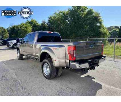 2022 Ford F-350 Super Duty LARIAT is a Grey 2022 Ford F-350 Super Duty Truck in Madison NC