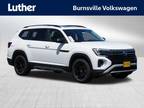 2024 Volkswagen Atlas White