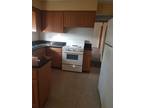 $1,350 - 2 Bedroom 1 Bathroom Apartment In Niles With Great Amenities 6911 N