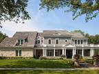 2S406 Seneca Dr, Wheaton, IL 60189