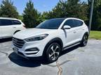 2018 Hyundai Tucson White, 98K miles