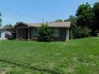 203 W Haning St, Howe, TX 75459