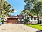 21 W Golden Lake Rd, Circle Pines, MN 55014