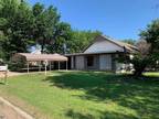 2308 Main St, Woodward, OK 73801