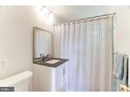 Condo For Sale In Arlington, Virginia