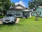 5285 E Parkway Dr, Beaumont, TX 77705