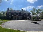 Home For Sale In Hewlett Harbor, New York