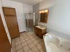 Condo For Sale In New Berlin, Wisconsin