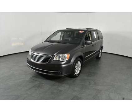 2016 Chrysler Town and Country Touring is a Grey 2016 Chrysler town &amp; country Van in Orlando FL