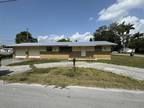 Home For Sale In Belle Glade, Florida