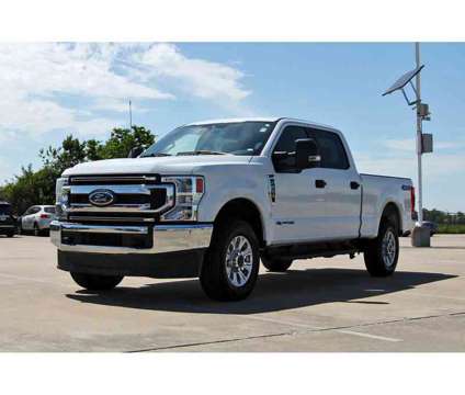 2022 Ford F-250SD XLT is a White 2022 Ford F-250 XLT Truck in Baytown TX