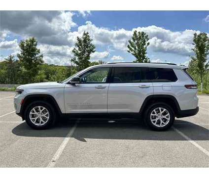 2022 Jeep Grand Cherokee L Limited is a Silver 2022 Jeep grand cherokee Limited SUV in Mars PA