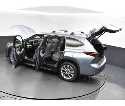 2021 Toyota Highlander Limited is a 2021 Toyota Highlander Limited SUV in Jackson MS