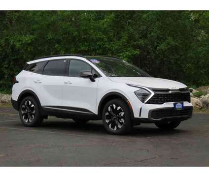 2024 Kia Sportage X-Line is a White 2024 Kia Sportage 4dr SUV in Oconomowoc WI