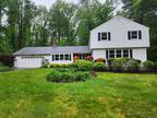 Home For Sale In Simsbury, Connecticut
