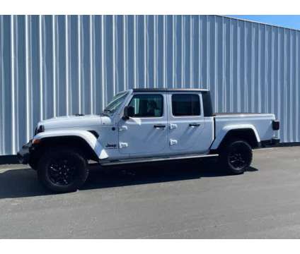 2022UsedJeepUsedGladiator is a White 2022 Car for Sale in Bakersfield CA