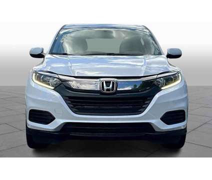2020UsedHondaUsedHR-V is a Silver, White 2020 Honda HR-V Car for Sale in Bluffton SC