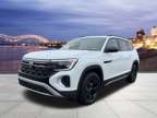 2024 Volkswagen Atlas 2.0T Peak Edition SEL