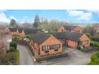 2 bedroom bungalow for sale in Willow Park, Minsterley, Shrewsbury, Shropshire
