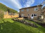 Stoneacre Avenue, Sheffield, S12 4NT 4 bed detached house for sale -